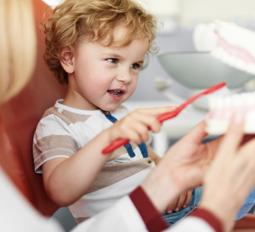 Dr. Sprenkamp Zahnärztin Paderporn Wewer Kindersprechstunde